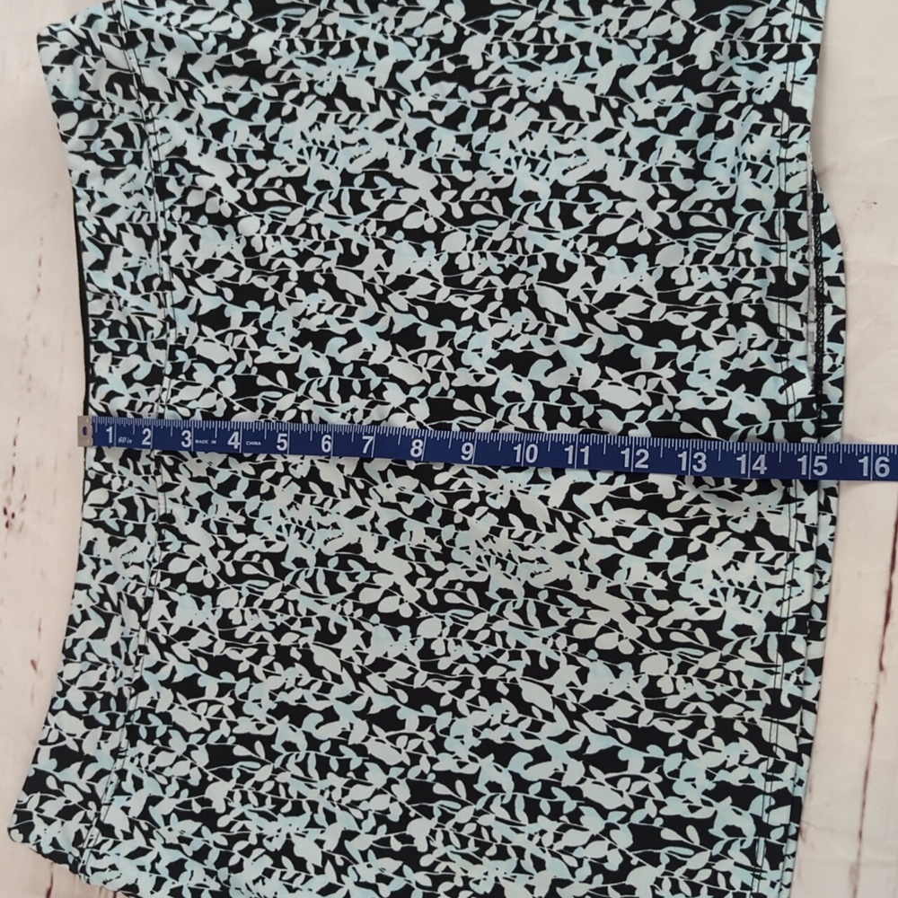 Tranquility by Colorado Clothing skort, skirt shorts, patterned, women's large - Picture 7 of 8